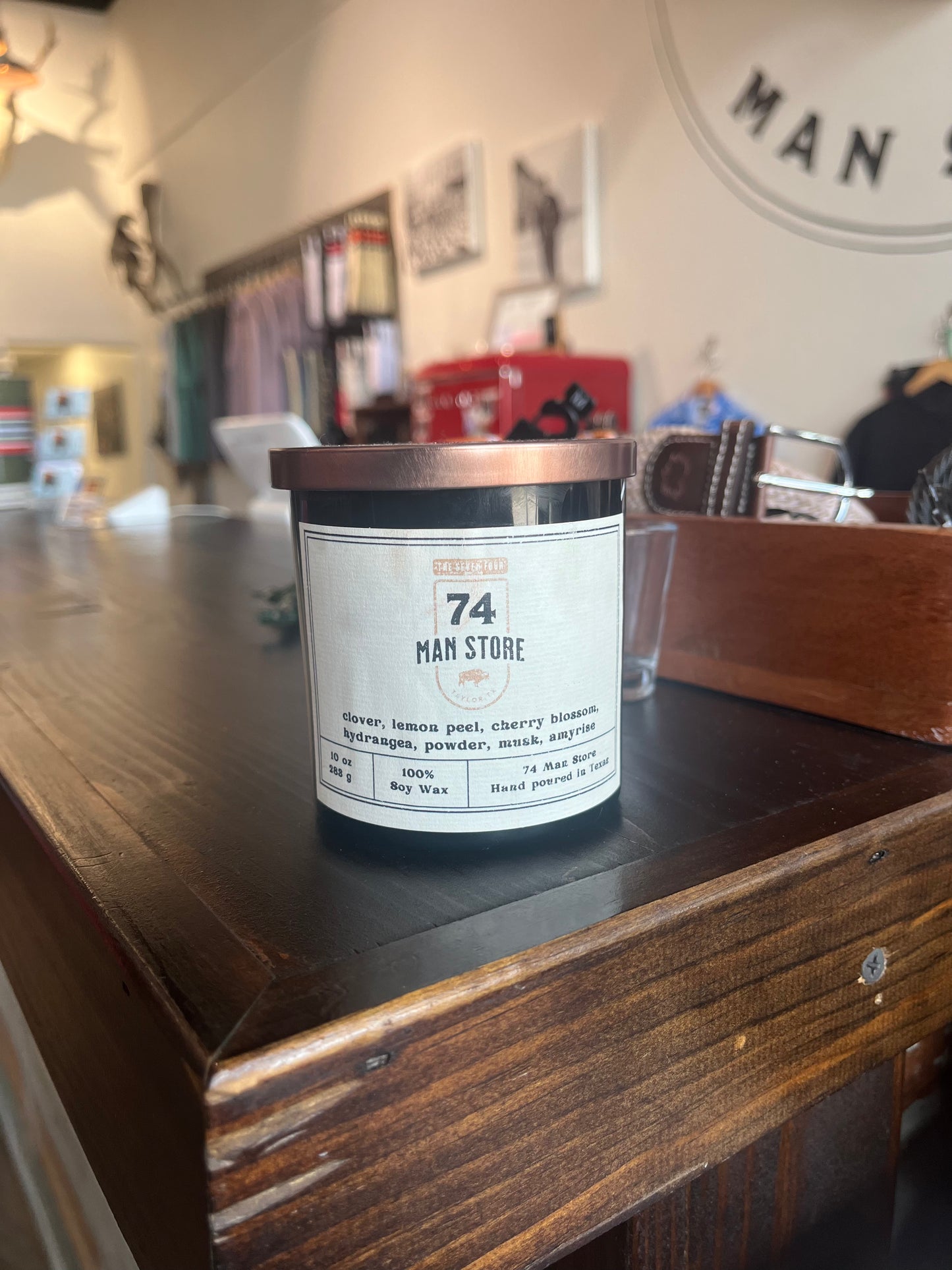 74 Man store