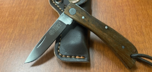 The Ruck Folding Knife with Sheath 628