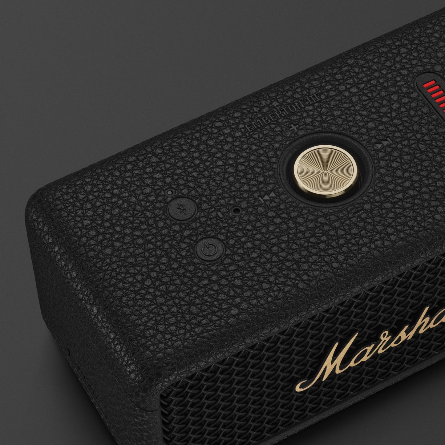 EMBERTON III Black & Brass